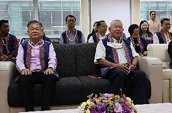 พิธีสระเกล้าดำหัวนายกสภามหาวิทยาลัยพะเยาและกรรมการสภามหาวิทยาลัยผู้ทรงคุณวุฒิ เนื่องในเทศกาลสงกรานต์