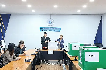 การตั้งหน่วยเสนอชื่อผู้สมควรดำรงตำแหน่งคณบดีคณะบริหารธุรกิจและนิเทศศาสตร์ มหาวิทยาลัยพะเยา โดยบุคลากรของส่วนงาน