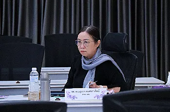 การแสดงวิสัยทัศน์และสัมภาษณ์ผู้ตอบรับการทาบทามเพื่อเข้ารับการสรรหาเป็นผู้สมควรดำรงตำแหน่งคณบดีคณะเกษตรศาสตร์และทรัพยากรธรรมชาติ