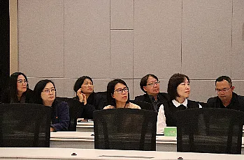 การแสดงวิสัยทัศน์และสัมภาษณ์ผู้ตอบรับการทาบทามเพื่อเข้ารับการสรรหาเป็นผู้สมควรดำรงตำแหน่งคณบดีคณะเกษตรศาสตร์และทรัพยากรธรรมชาติ