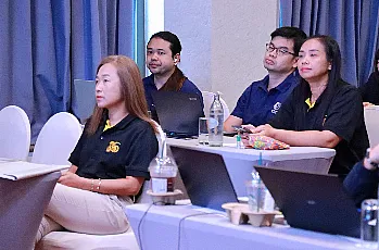 สำนักงานสภามหาวิทยาลัยพะเยา ร่วมกับกองแผนงาน จัดโครงการพัฒนาศักยภาพบุคลากร โดยการอบรมหัวข้อ “AI กับการประยุกต์ใช้ในการทำงานประจำ”