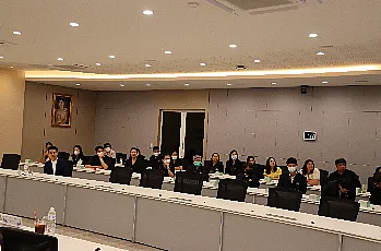 ประชุมการแสดงวิสัยทัศน์และสัมภาษณ์ผู้ตอบรับการทาบทามเพื่อเข้ารับการสรรหาเป็นผู้สมควรดำรงตำแหน่งคณบดีคณะพลังงานและสิ่งแวดล้อม มหาวิทยาลัยพะเยา