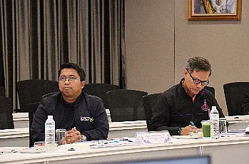 ประชุมการแสดงวิสัยทัศน์และสัมภาษณ์ผู้ตอบรับการทาบทามเพื่อเข้ารับการสรรหาเป็นผู้สมควรดำรงตำแหน่งคณบดีคณะพลังงานและสิ่งแวดล้อม มหาวิทยาลัยพะเยา