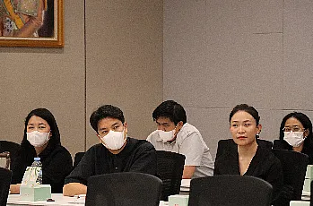 ประชุมการแสดงวิสัยทัศน์และสัมภาษณ์ผู้ตอบรับการทาบทามเพื่อเข้ารับการสรรหาเป็นผู้สมควรดำรงตำแหน่งคณบดีคณะพลังงานและสิ่งแวดล้อม มหาวิทยาลัยพะเยา