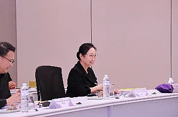 การแสดงวิสัยทัศน์และสัมภาษณ์ผู้ตอบรับการทาบทามเพื่อเข้ารับการสรรหาเป็นผู้สมควรดำรงตำแหน่งคณบดีคณะบริหารธุรกิจและนิเทศศาสตร์ มหาวิทยาลัยพะเยา