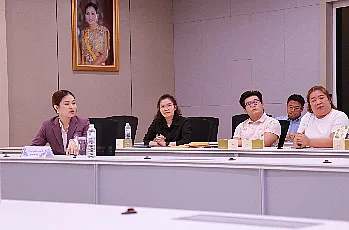 การแสดงวิสัยทัศน์และสัมภาษณ์ผู้ตอบรับการทาบทามเพื่อเข้ารับการสรรหาเป็นผู้สมควรดำรงตำแหน่งคณบดีคณะบริหารธุรกิจและนิเทศศาสตร์ มหาวิทยาลัยพะเยา