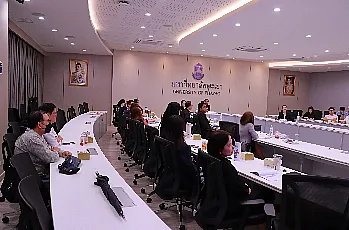 การแสดงวิสัยทัศน์และสัมภาษณ์ผู้ตอบรับการทาบทามเพื่อเข้ารับการสรรหาเป็นผู้สมควรดำรงตำแหน่งคณบดีคณะบริหารธุรกิจและนิเทศศาสตร์ มหาวิทยาลัยพะเยา