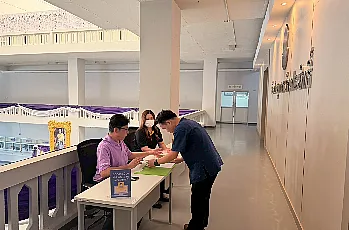 การแสดงวิสัยทัศน์และสัมภาษณ์ผู้ตอบรับการทาบทามเพื่อเข้ารับการสรรหาเป็นผู้สมควรดำรงตำแหน่งคณบดีคณะบริหารธุรกิจและนิเทศศาสตร์ มหาวิทยาลัยพะเยา