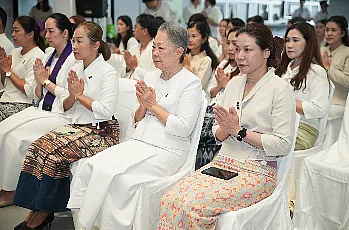  ผู้อำนวยการสำนักงานสภามหาวิทยาลัยพะเยาเข้าร่วมพิธีตักน้ำและเจริญพระพุทธมนต์น้ำสรงพระธาตุจอมทอง