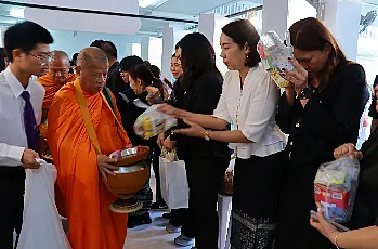 สำนักงานสภามหาวิทยาลัยพะเยา เข้าร่วมพิธีตักบาตรอุทิศถวายเป็นพระกุศลแด่สมเด็จพระเจ้าลูกเธอ เจ้าฟ้าพัชรกิติยาภา นเรนทิราเทพยวดี กรมหลวงราชสาริณีสิริพัชร มหาวัชรราชธิดา ในวาระครบสตมวาร